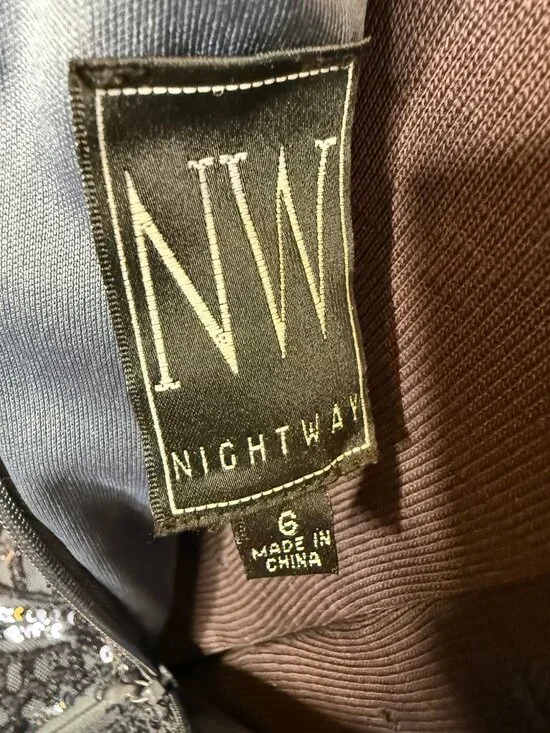 Night Way Collection Elegant Sequin Mother of the Bride Dress – Size 6 – Gray & - Picture 5 of 5